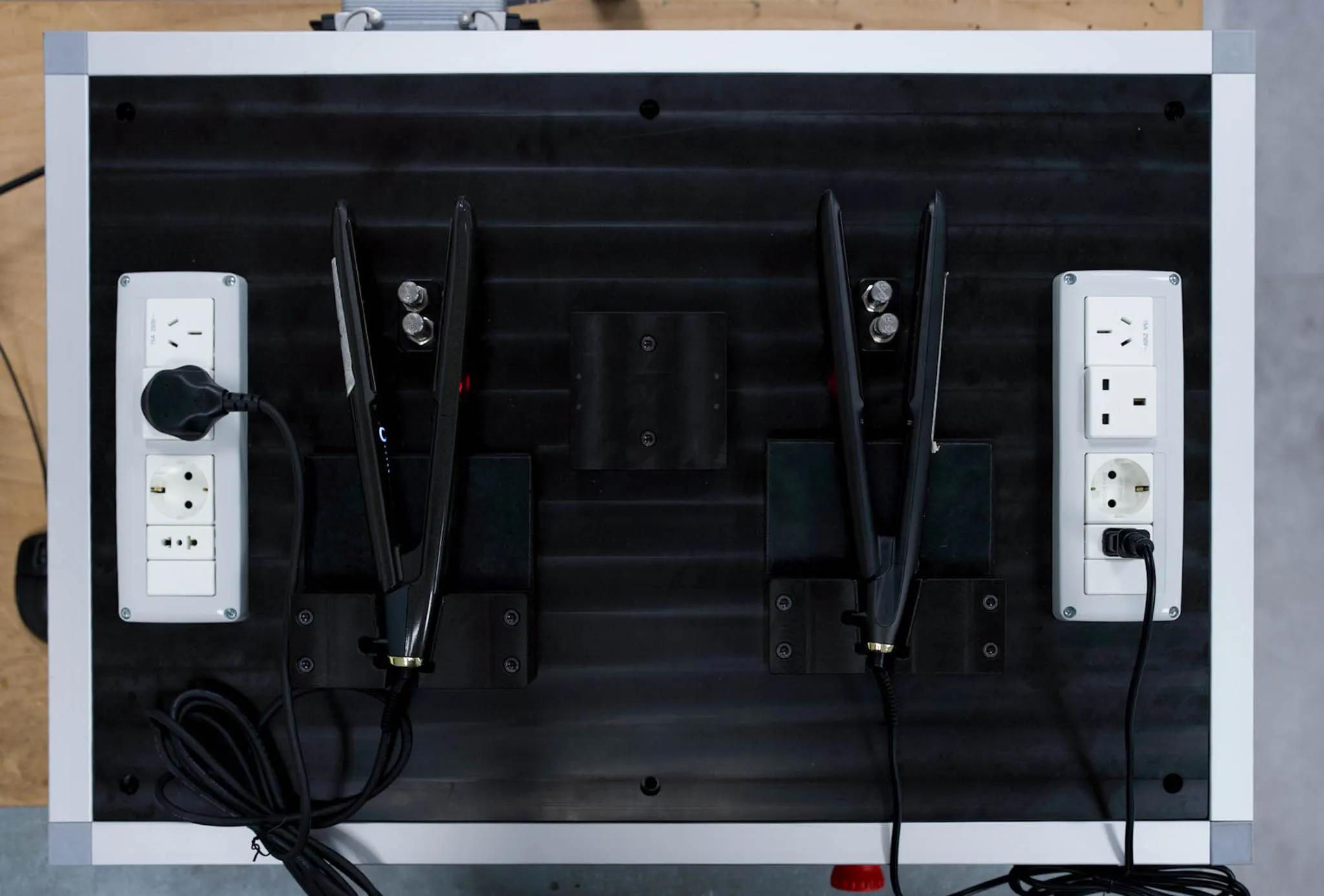 Viemme project - Banco collaudo piastra capelli pirometri configurabili - Brescia